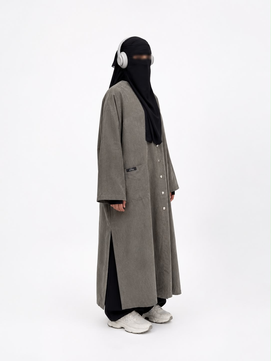 Stride Abaya